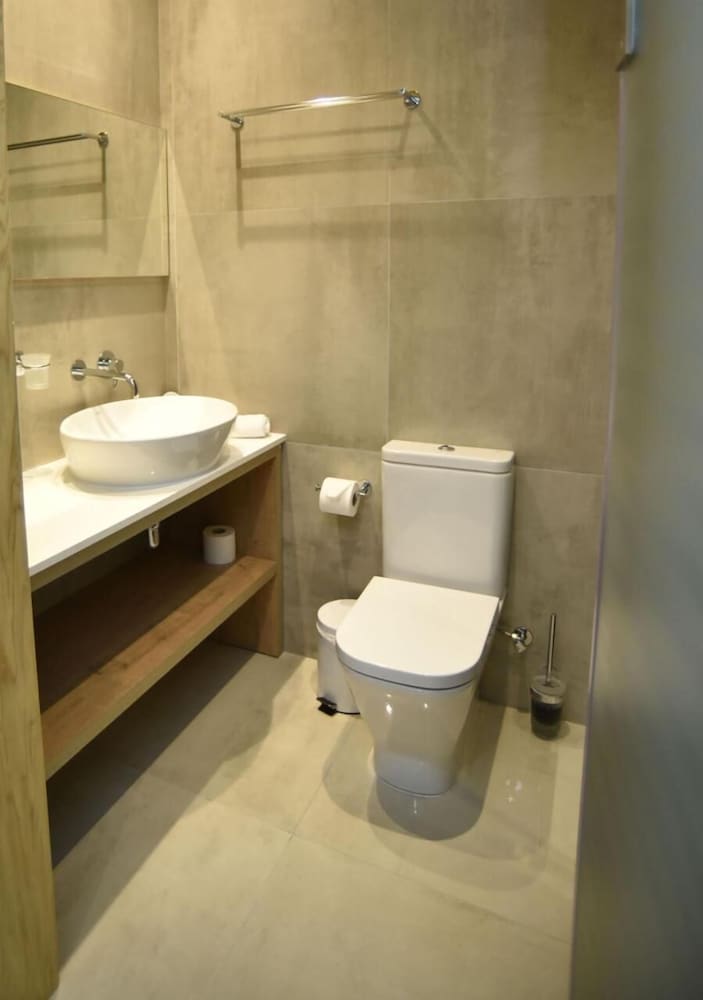 Double Room, Balcony, Partial Sea View - Photo 15