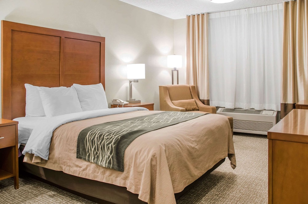 Room, 1 Queen Bed, Accessible, Non Smoking - Photo 2