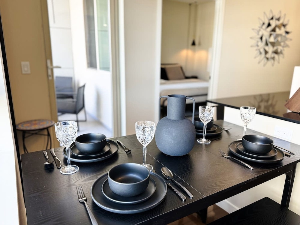 Stylish Retreat W Pool GYM Parking 10min to Cedars, Fotografia 13