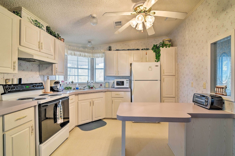 House (2 Bedrooms) photo 3