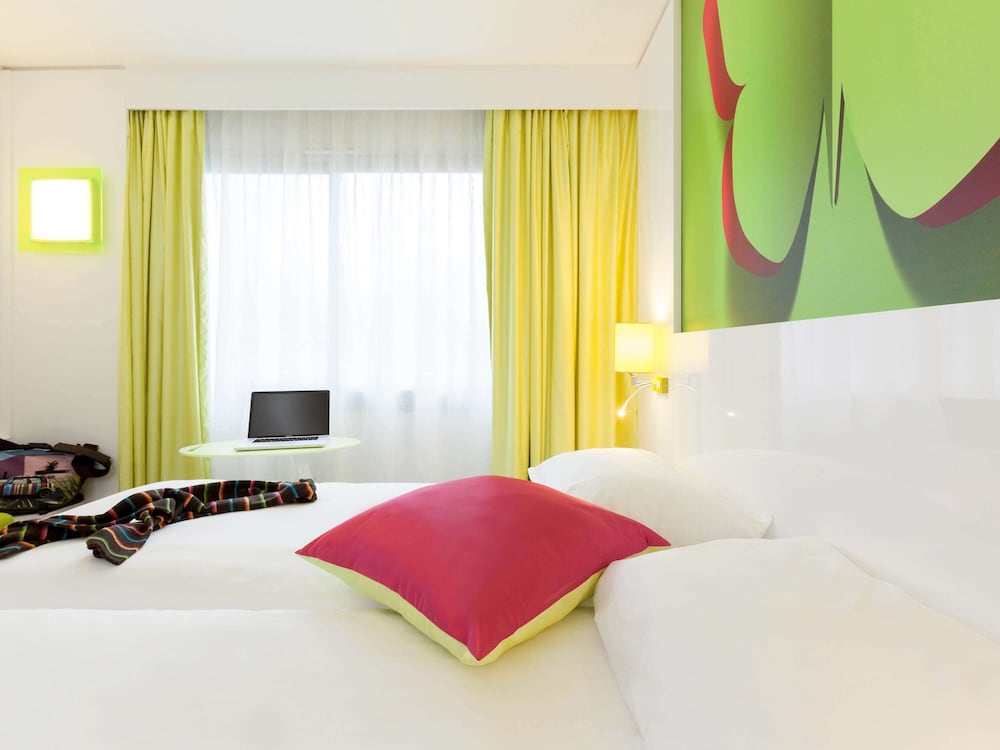 Standard Room, 2 Twin Beds photo 3