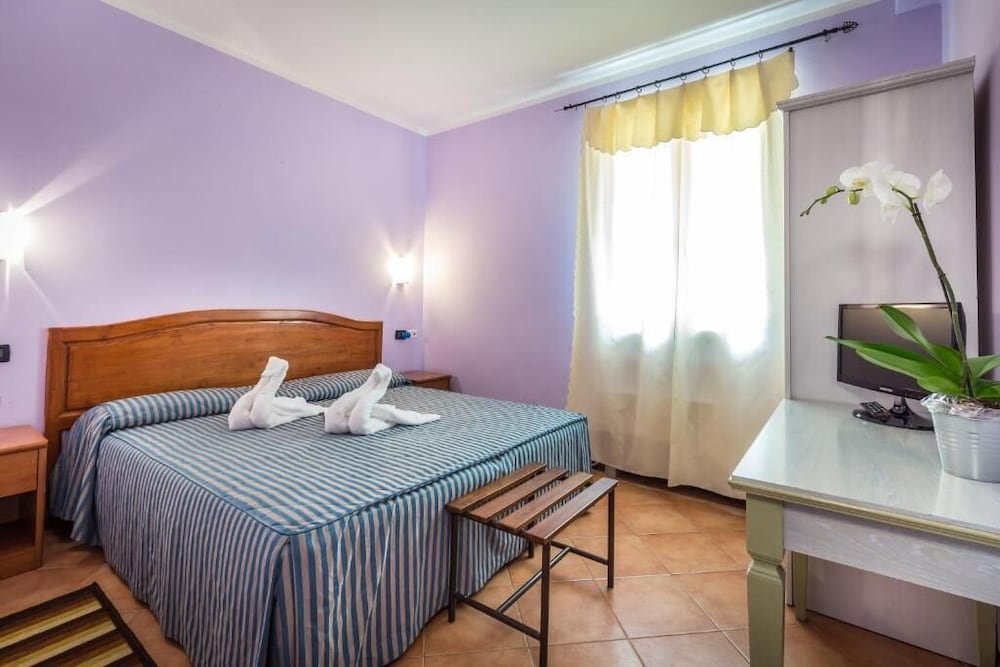 Double Room (In Annex Building)