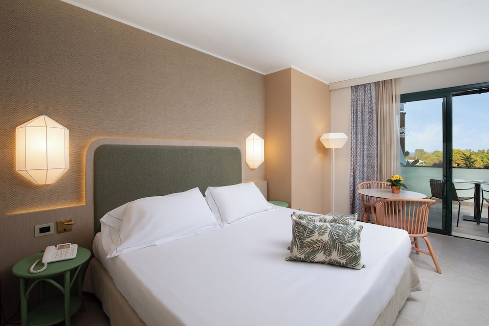 Standard Double Room (Domus)