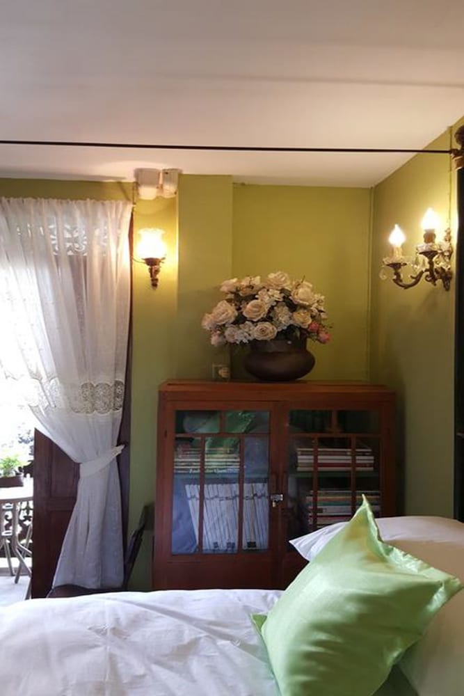 Deluxe Double Room with Balcony photo 2