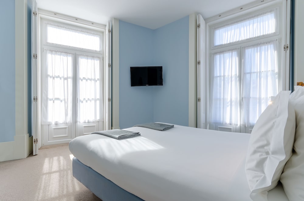 Classic Double or Twin Room, City View