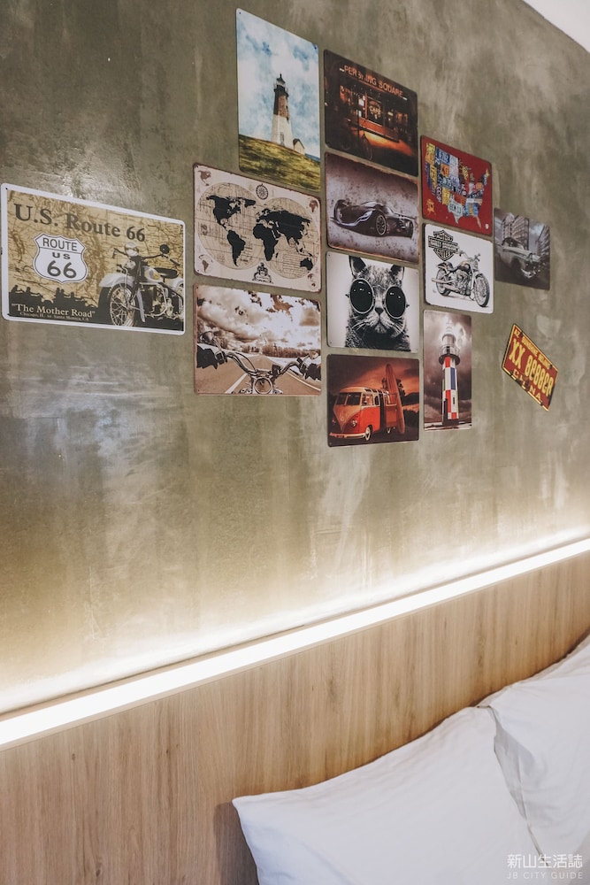 Premium Double or Twin Room photo 3