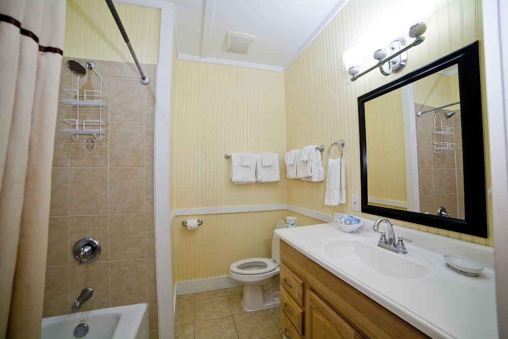 Apartment, 2 Bedrooms, Kitchen (3) photo 2
