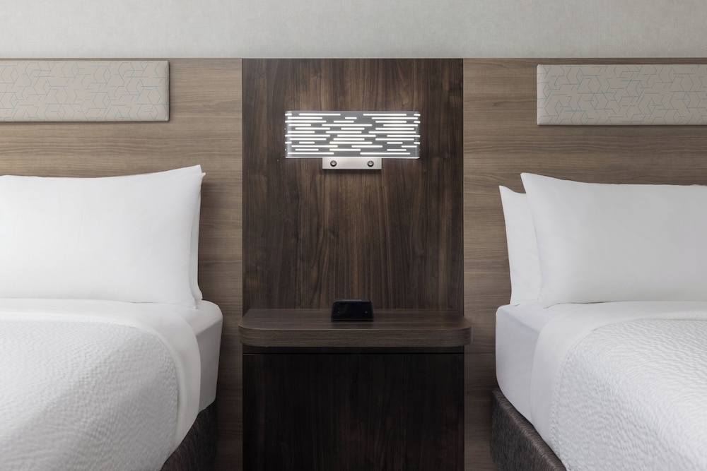 Suite, 2 Queen Beds, Accessible (Comm, Tran Shwr) - Photo 1
