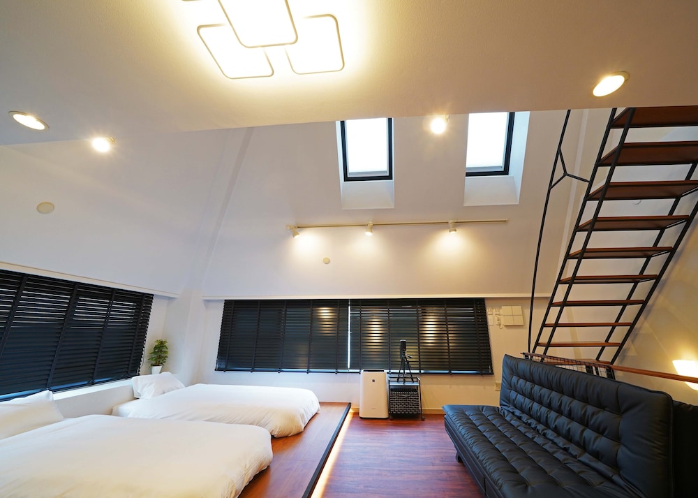 Luxury Condo photo 1
