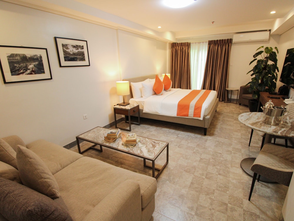 Grand Studio, 1 Queen Bed photo 1