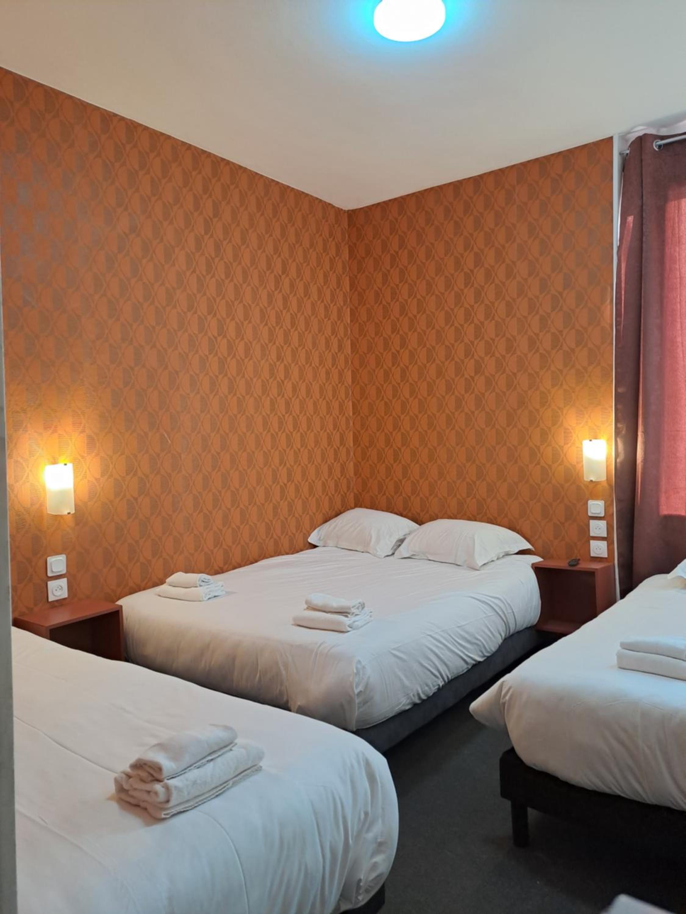 Quadruple Room - Photo 2
