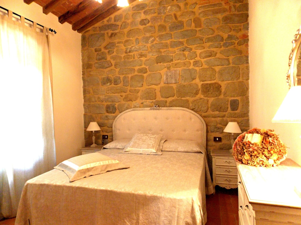 Duplex, 2 Bedrooms photo 2