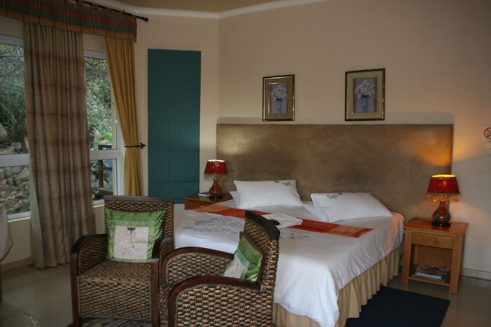 Deluxe Double or Twin Room photo 1