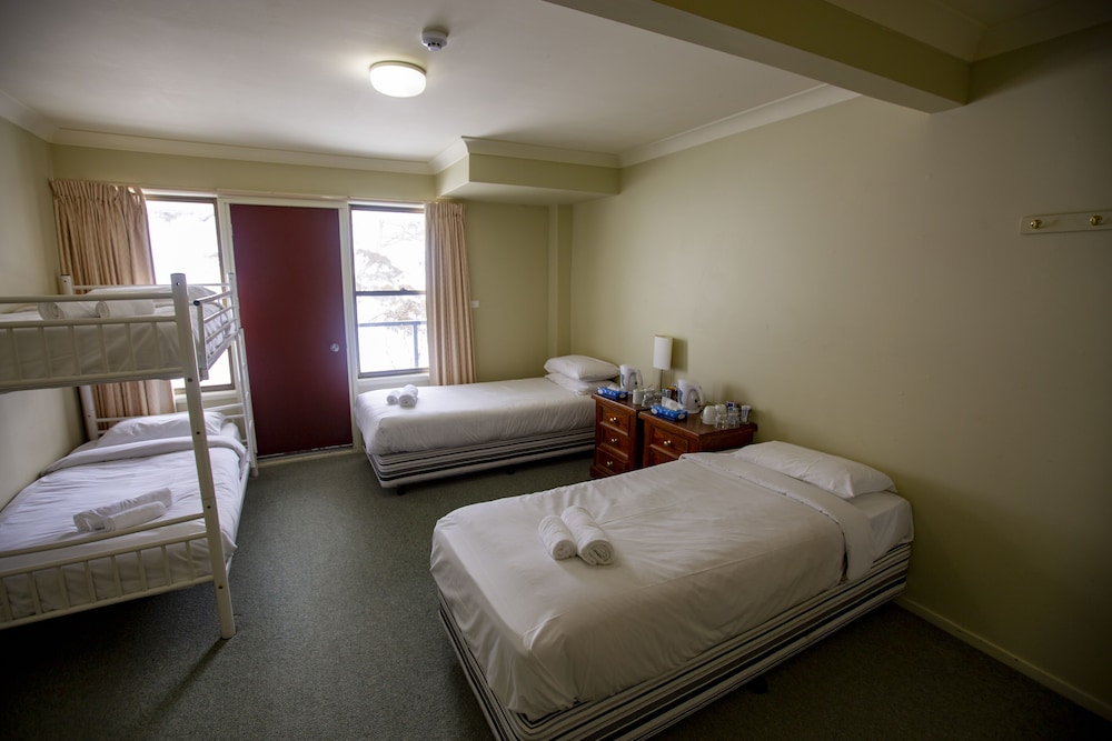 Economy Quadruple Room photo 1