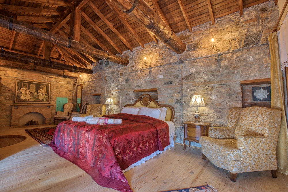Grand Triple Room photo 1
