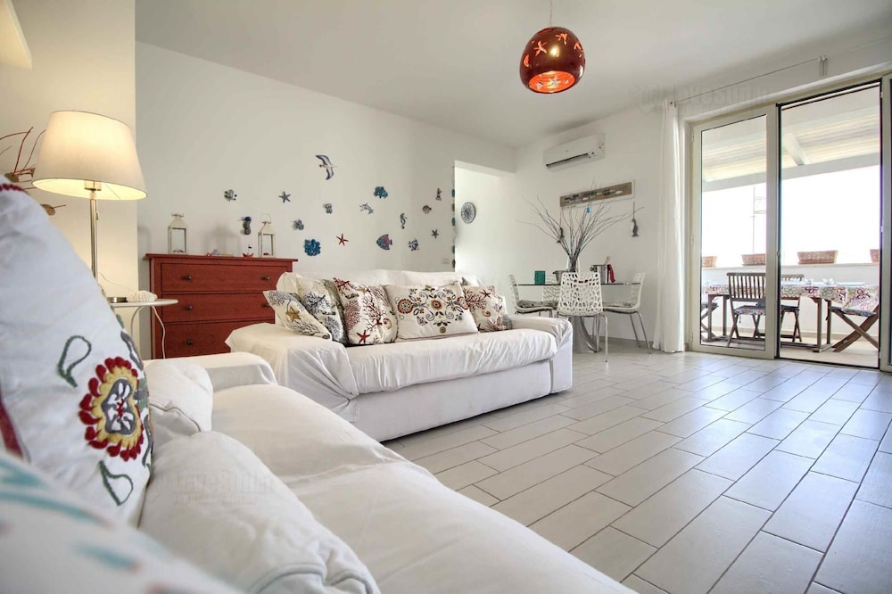 House (3 Bedrooms) photo 1