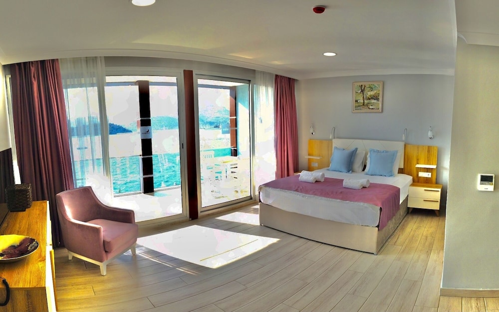 Deluxe Room, Sea View