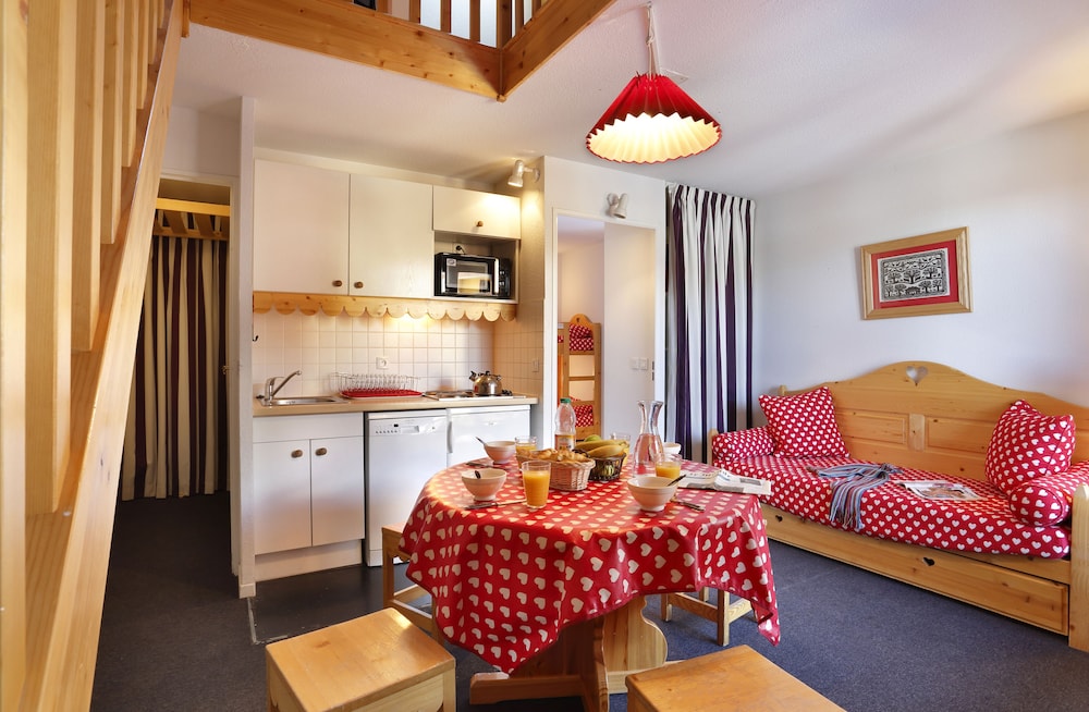 2 Room Duplex 6 Pax photo 3