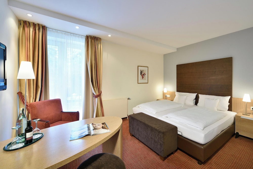 Comfort Room - Photo 1