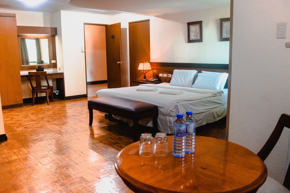 Suite photo 1