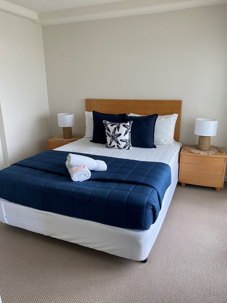 1 Bedroom Standard Apartment photo 2