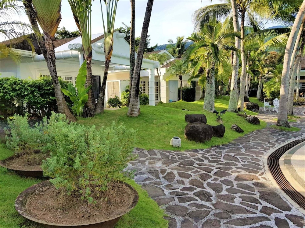 Deluxe Twin Room, Private Pool, Pool View photo 3
