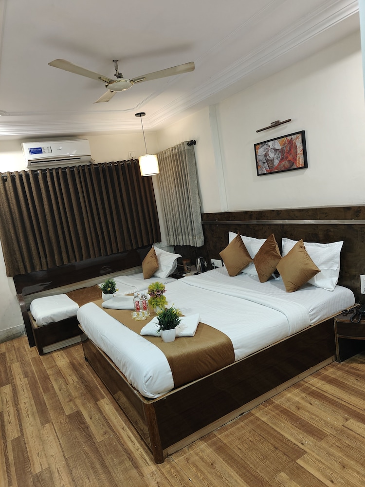 Triple Bed Non Ac Room