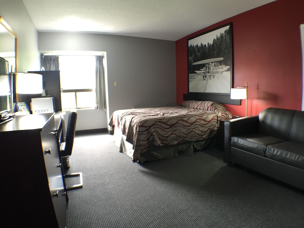 Standard Room, 1 Queen Bed - Photo 5