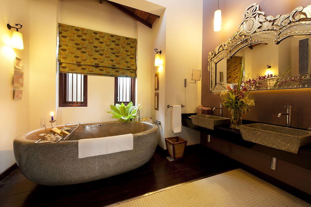 Lily Pond Suite - Photo 8