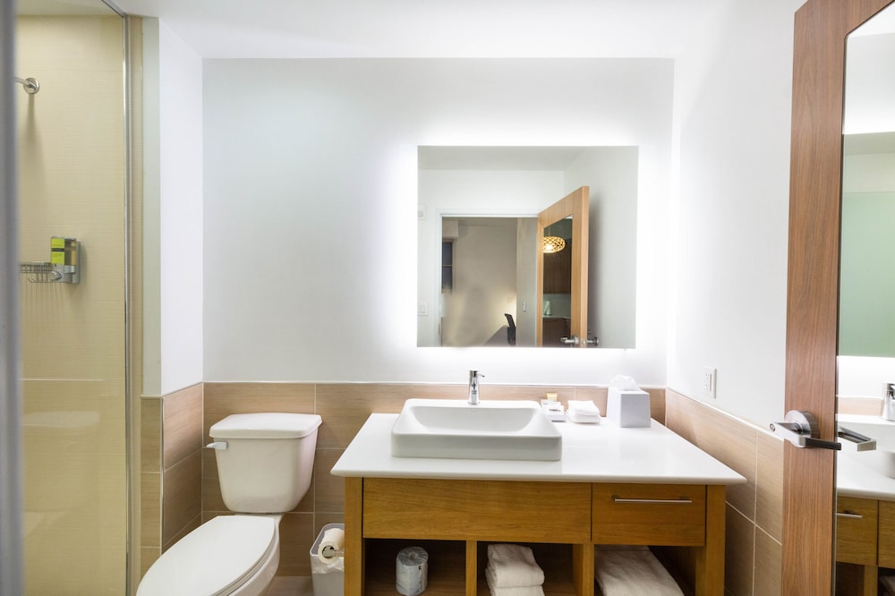 Studio, Multiple Beds (Hearing Accessible) - Photo 4