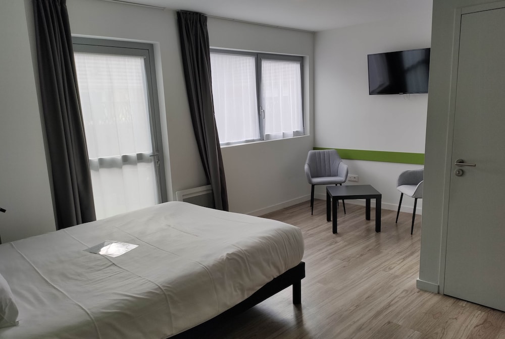Studio, 1 Queen Bed, Terrace