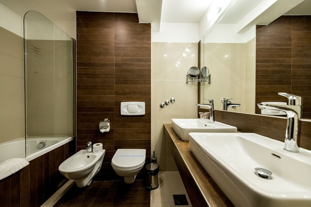 Classic Double Room - Photo 4