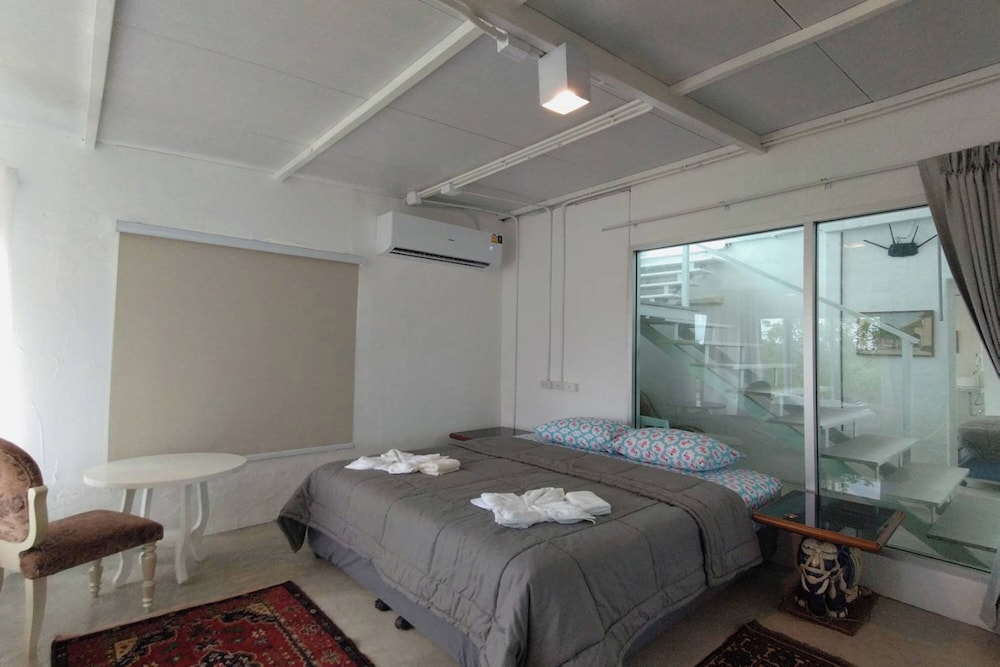 Penthouse - Photo 12