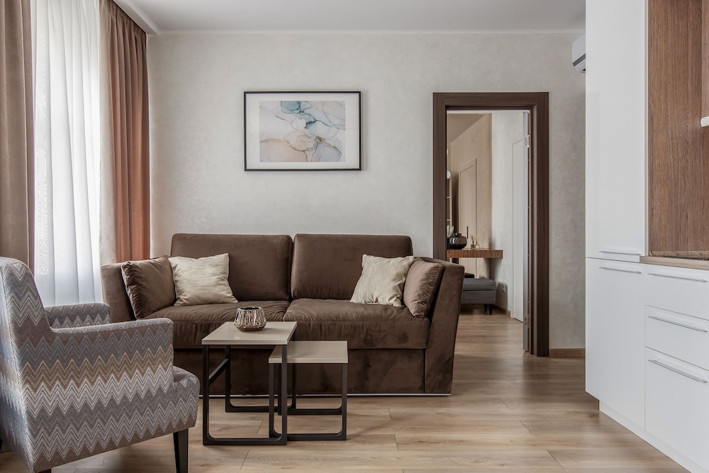Luxury Apartment, 1 Queen Bed with Sofa bed photo 3