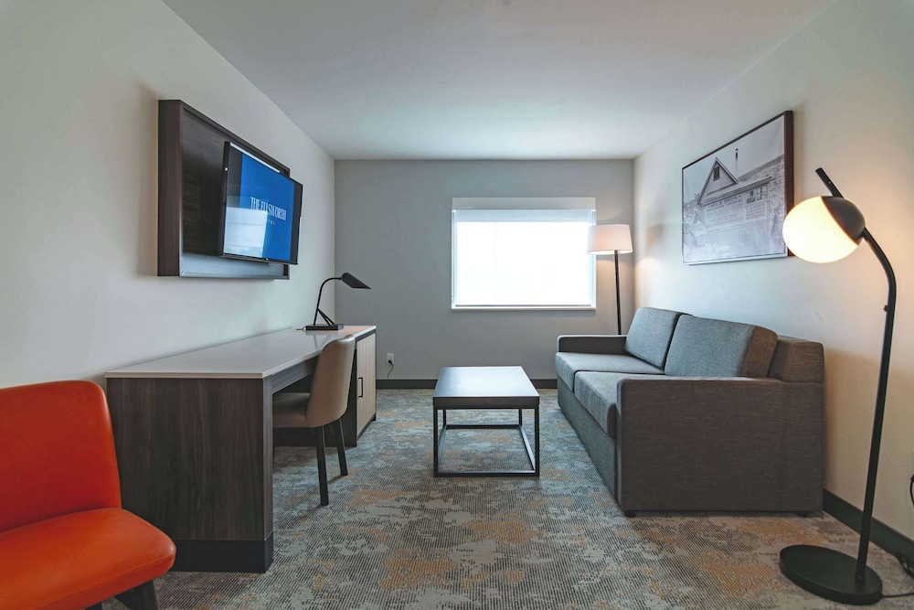 Suite, Multiple Beds, Non Smoking (Upgrade) photo 3