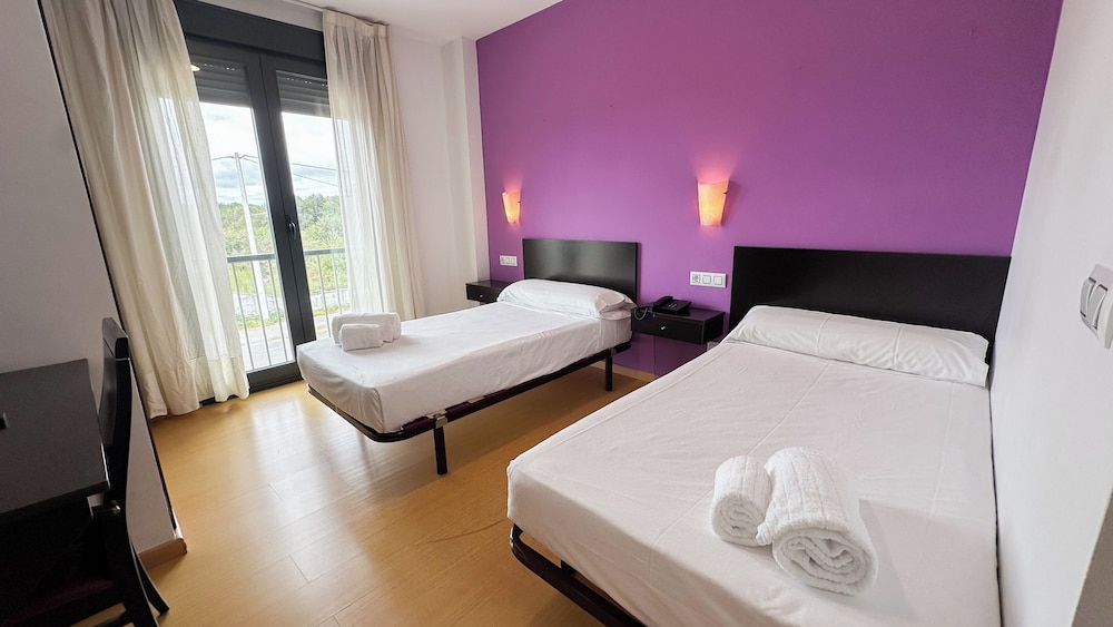 Economy Room