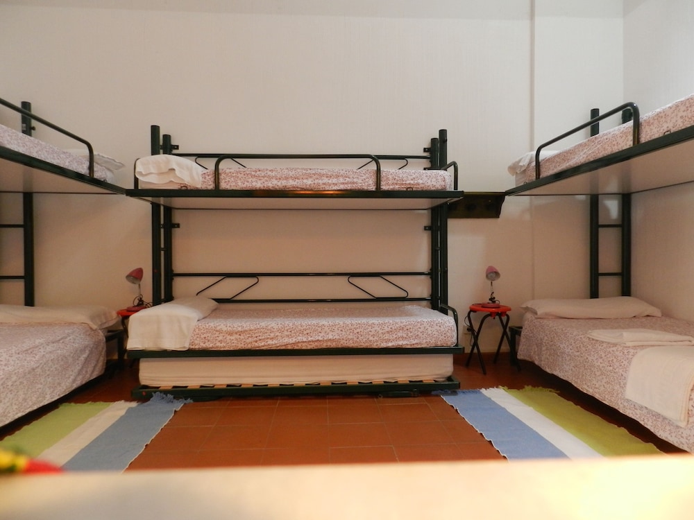 Standard Triple Room photo 3