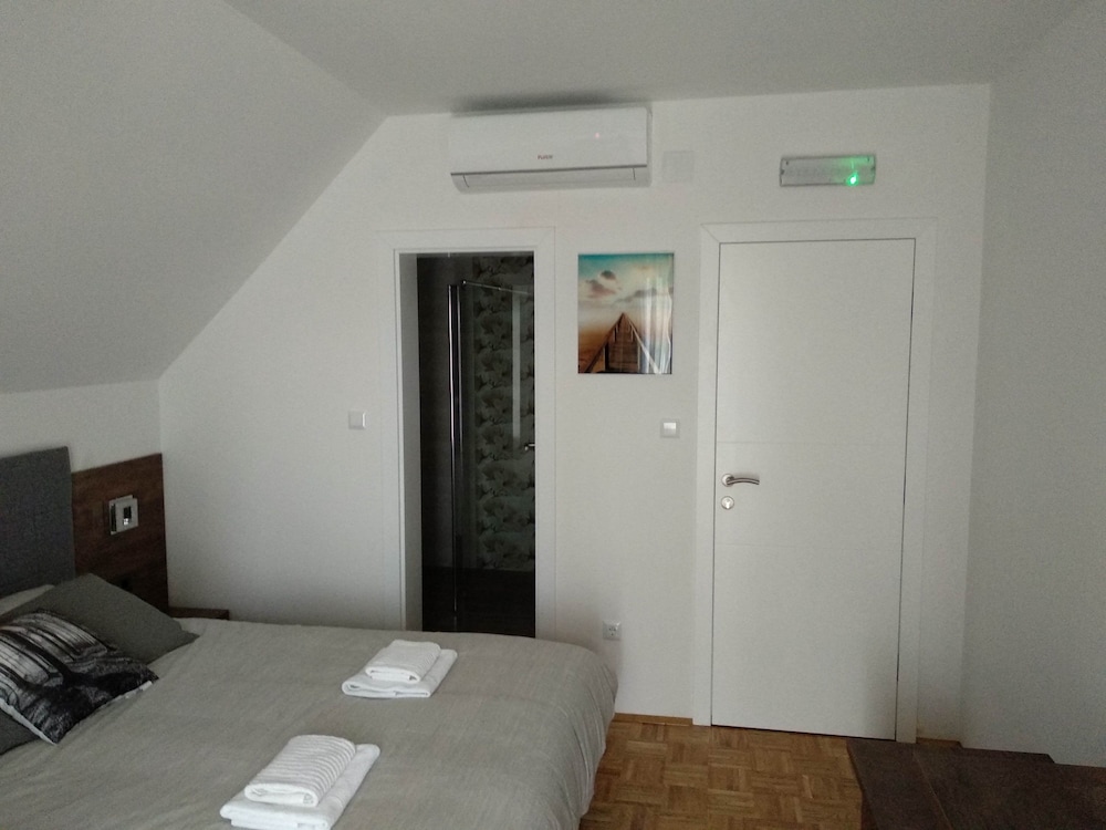 Standard Triple Room, Courtyard View