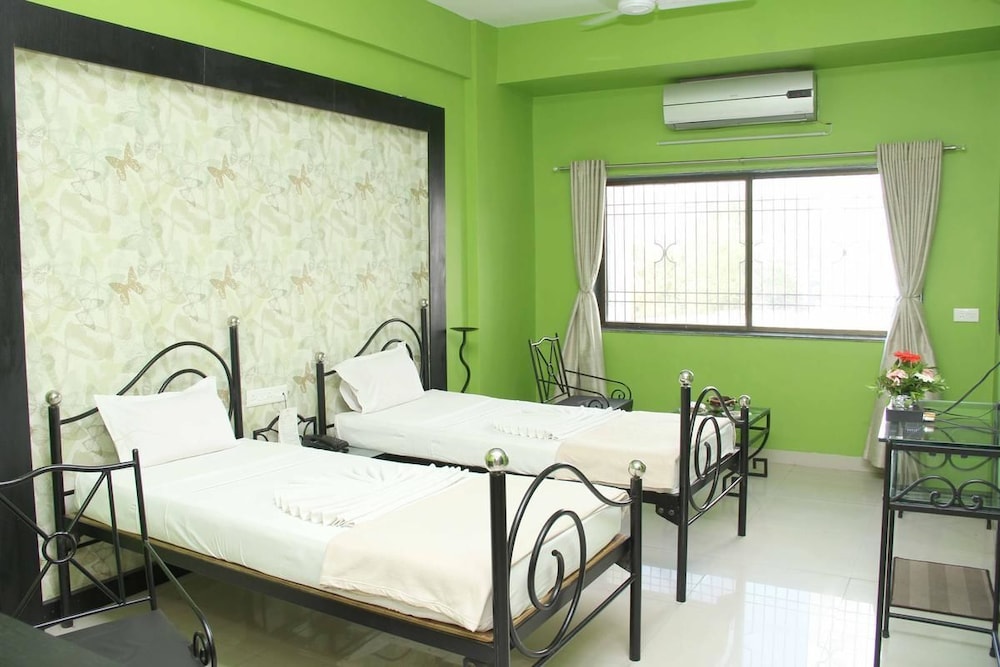 Deluxe Ac Room photo 2