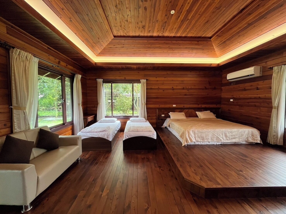 Comfort Quadruple Room, Non Smoking, Pets Not Allowed