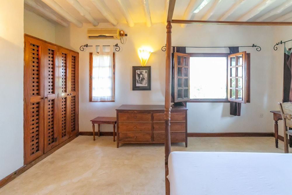 Executive Villa, 4 Bedrooms, Terrace, Pool View photo 3