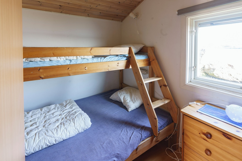 Basic Cabin, Lake View photo 3