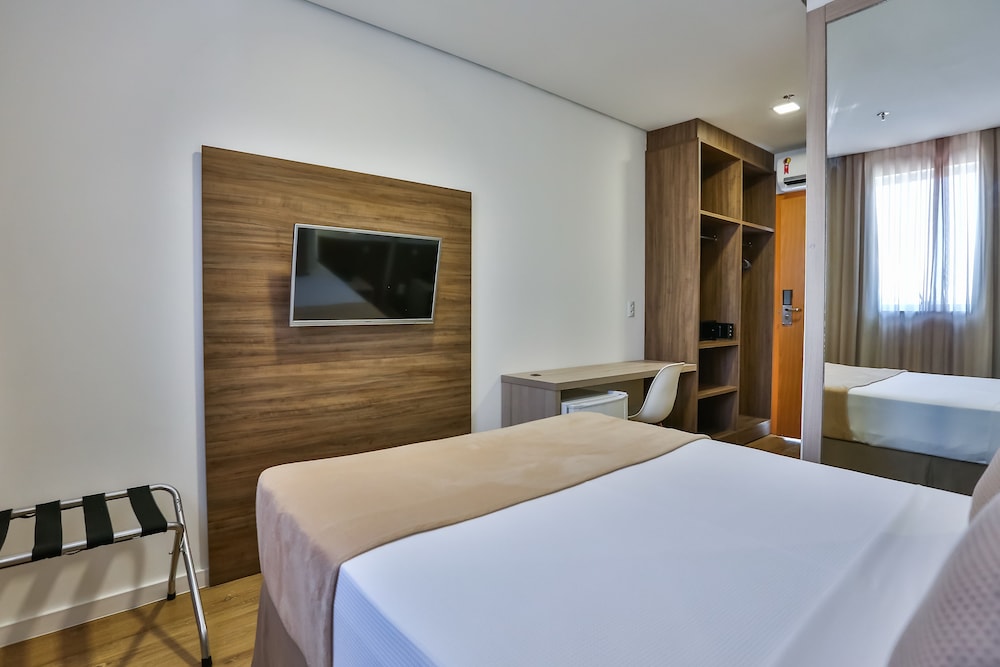 Standard Double Room - Photo 3