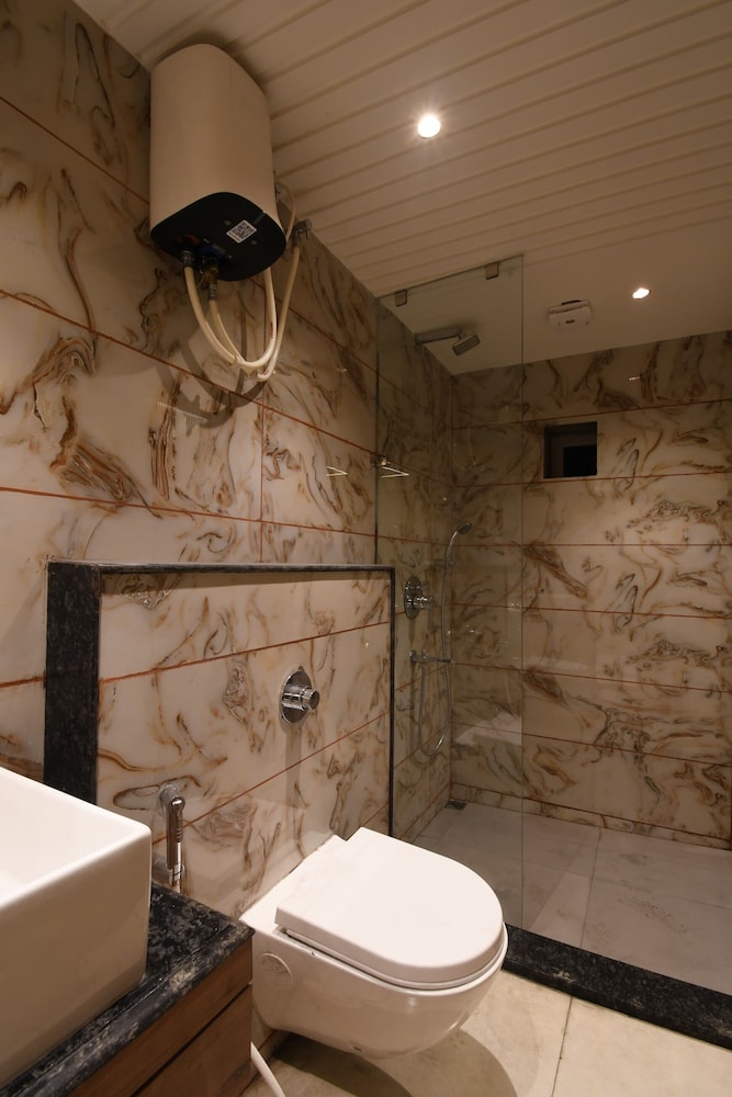 Executive Double Room, City View photo 3