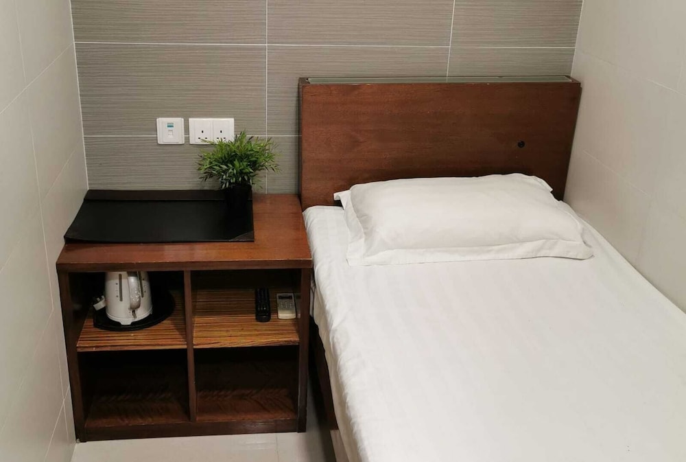 Basic Single Room