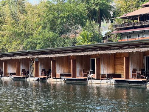 Standard Raft Room with River View - Photo 22