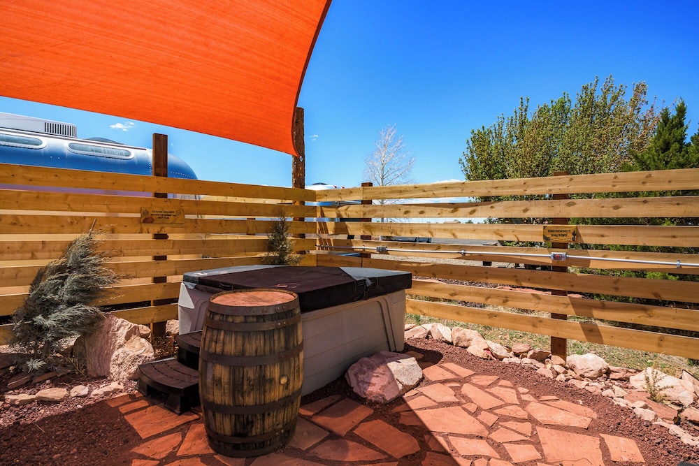 Deluxe Double Room, Patio photo 3