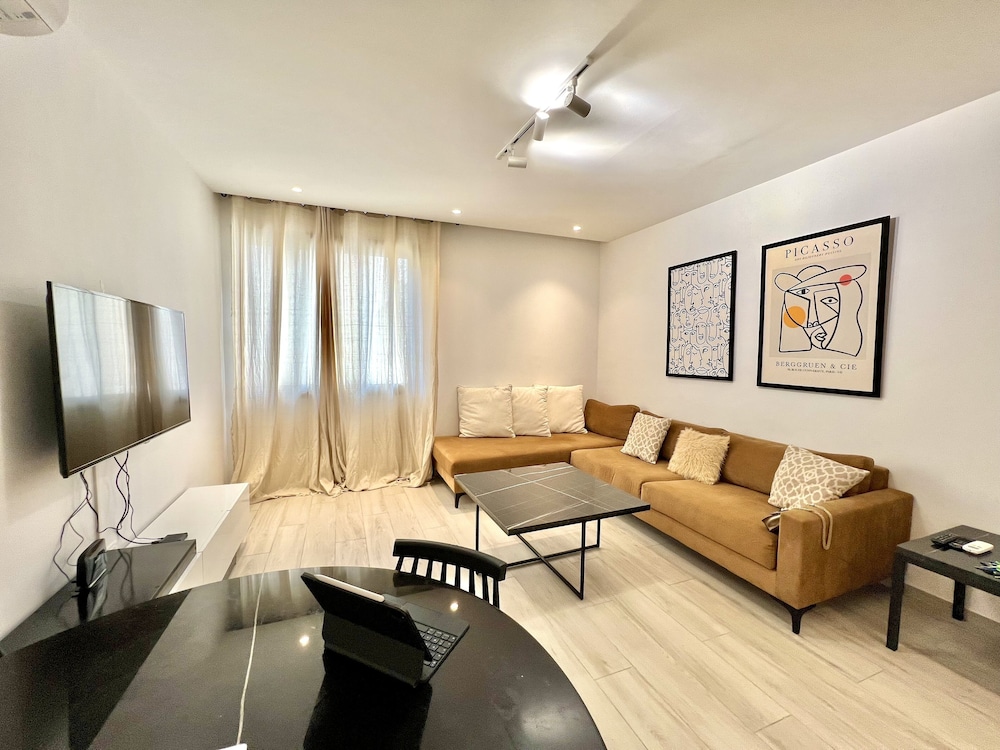 Comfort Apartment photo 1