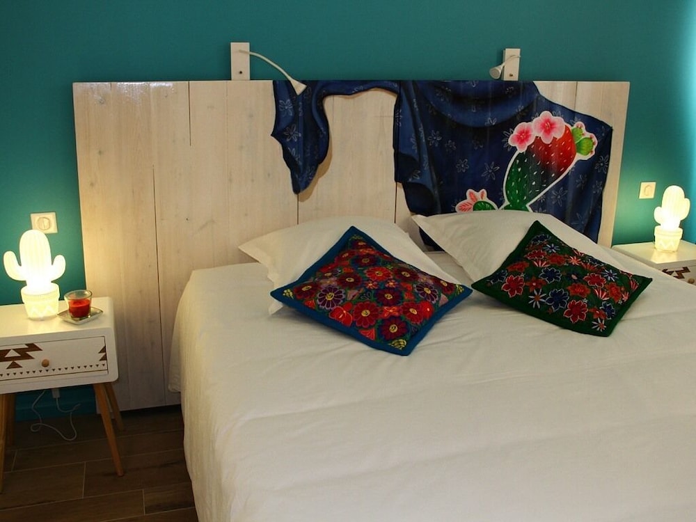 Luxury Double or Twin Room, Private Bathroom, Garden View (Coyoacan) photo 1