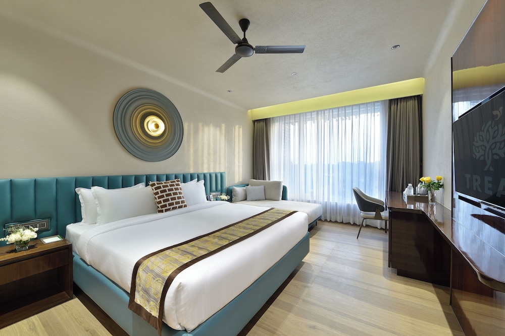 Deluxe Room - Photo 1